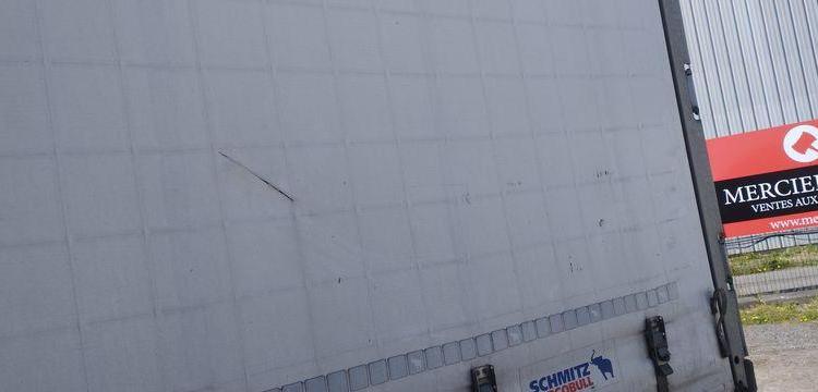 SCHMITZ SEMI REMORQUE SCB S3T06 PLSC 3 ESSIEUX – PTAC 38 TONNES – ANNEE  GF-278-VL