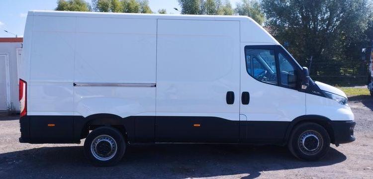 IVECO DAILY 6 FOURGON 35S14 2,3 D 16V 136CV – DIESEL – 77481 KMS – ANNEE 2022 BLANC GF-317-PX