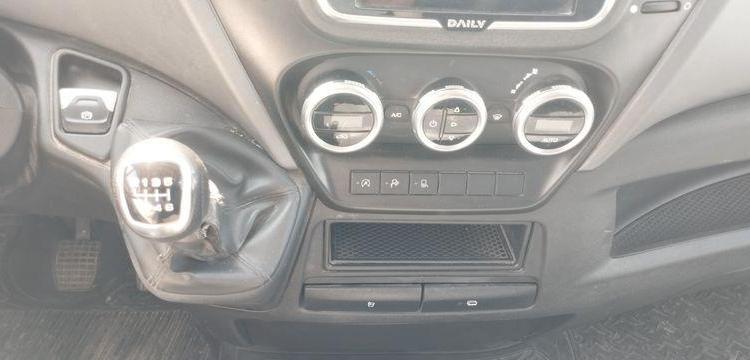 IVECO DAILY 6 FOURGON 35S14 2,3 D 16V 136CV – DIESEL – 77481 KMS – ANNEE 2022 BLANC GF-317-PX