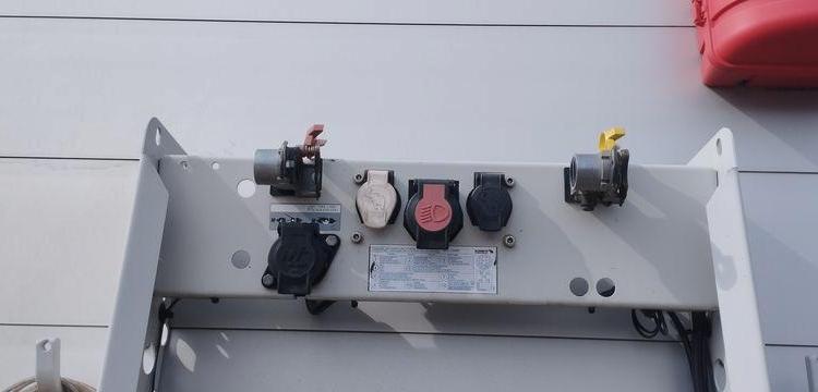 SCHMITZ SEMI REMORQUE BACHEE SCB S3T – 3 ESSIEUX – PTAC 28 TONNES – ANNEE 2022  GF-419-VL