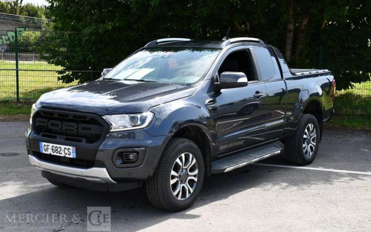 FORD RANGER DOUBLE CAB 2,0 TDCI 213CH NOIR GF-682-CS