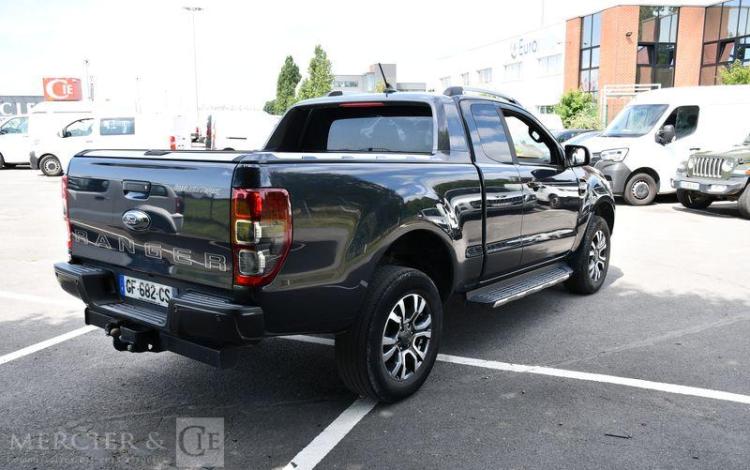 FORD RANGER DOUBLE CAB 2,0 TDCI 213CH NOIR GF-682-CS