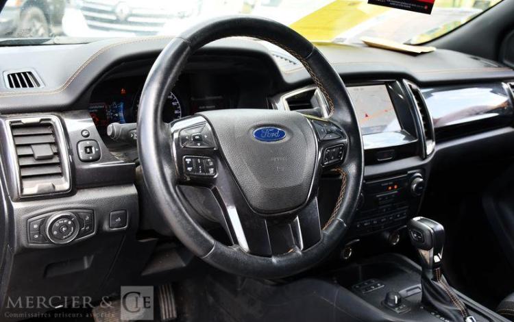 FORD RANGER DOUBLE CAB 2,0 TDCI 213CH NOIR GF-682-CS