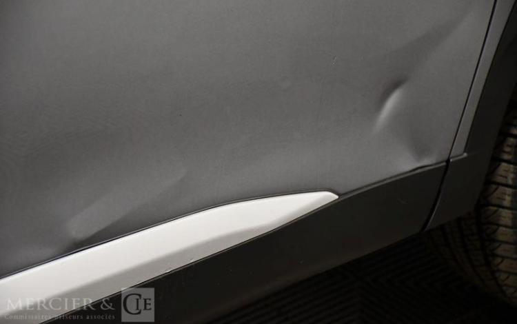 PEUGEOT 2008 ALLURE BLUE HDI 130 GRIS GG-030-MM