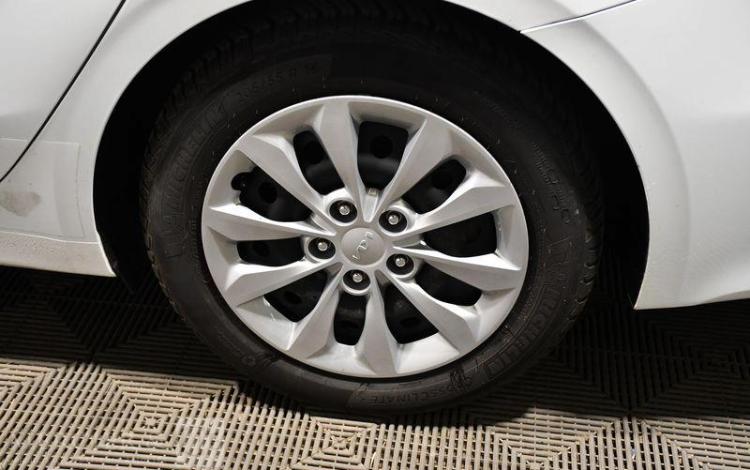 KIA CEED SW 1,6 CRDI 136CH MHEV ISG iBVM6 MOTION BLANC GG-098-JN