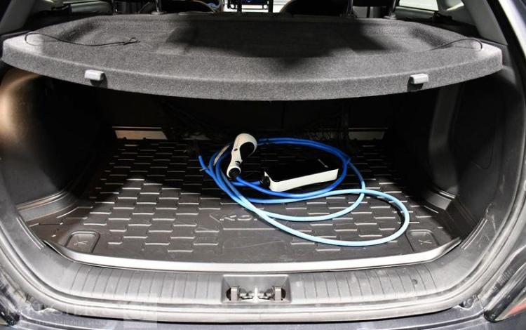 HYUNDAI KONA ELECTRIC 39 KWH CREATIVE GRIS GG-153-FZ