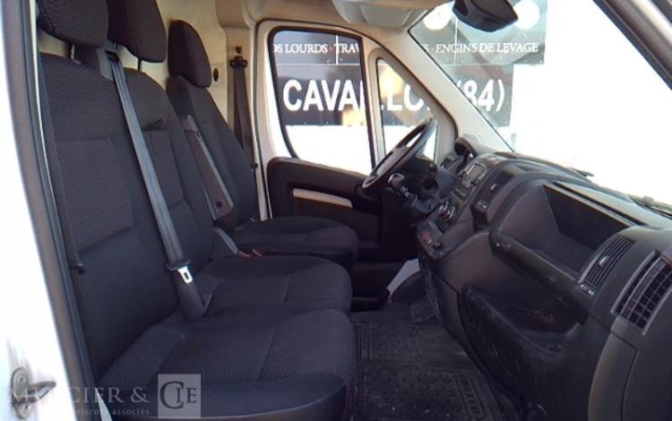 PEUGEOT BOXER FOURGON 330 2.2 BLUEHDI 120 L1H1 ASPHALT BLANC GG-193-VC