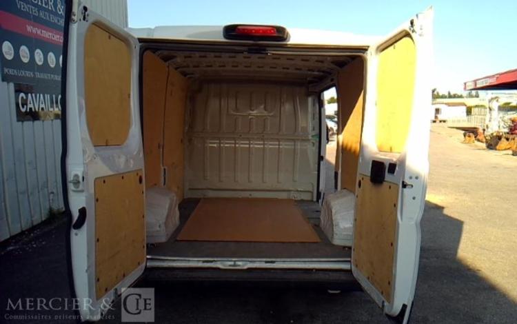 PEUGEOT BOXER FOURGON 330 2.2 BLUEHDI 120 L1H1 ASPHALT BLANC GG-193-VC
