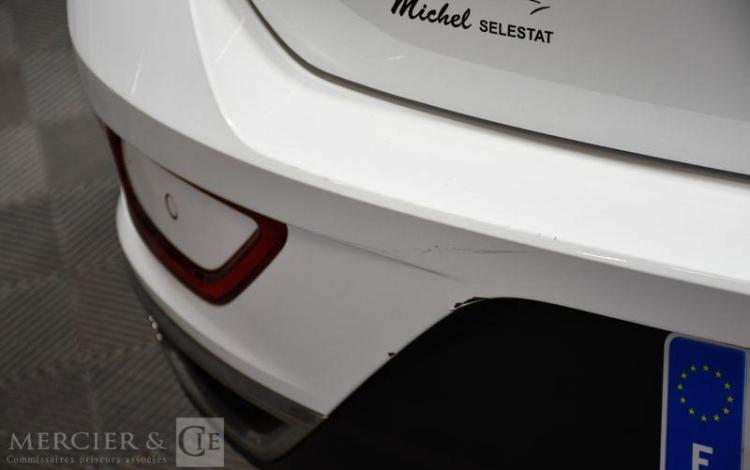 VOLKSWAGEN T-ROC STYLE 1,5 TSI 150 BLANC GG-225-SK