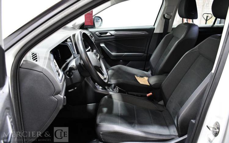 VOLKSWAGEN T-ROC STYLE 1,5 TSI 150 BLANC GG-225-SK