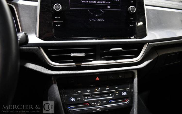 VOLKSWAGEN T-ROC STYLE 1,5 TSI 150 BLANC GG-225-SK