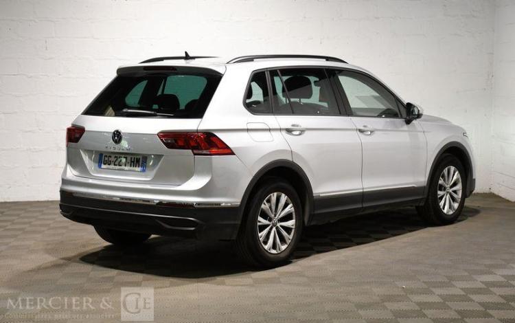 VOLKSWAGEN TIGUAN LIFE 1,5 TSI 150CH GRIS GG-227-HM
