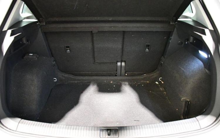 VOLKSWAGEN TIGUAN LIFE 1,5 TSI 150CH GRIS GG-227-HM