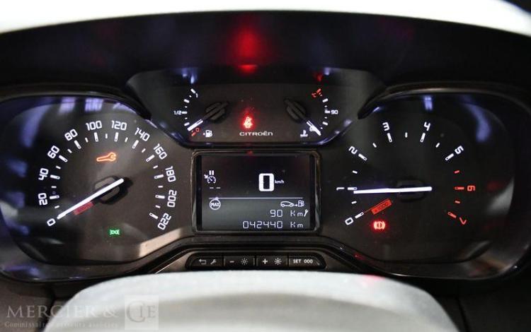 CITROEN C3 AIRCROSS PURE TECH 110 S&S GRIS GG-372-LW