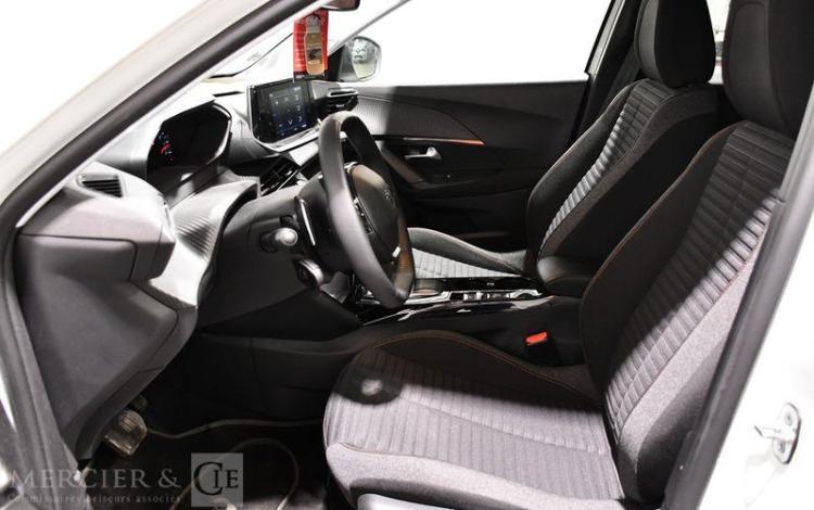 PEUGEOT 2008 ACTIVE PACK PURE TECH BLANC GG-577-WV