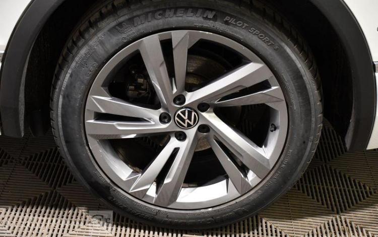 VOLKSWAGEN TIGUAN BLANC GG-614-ZP