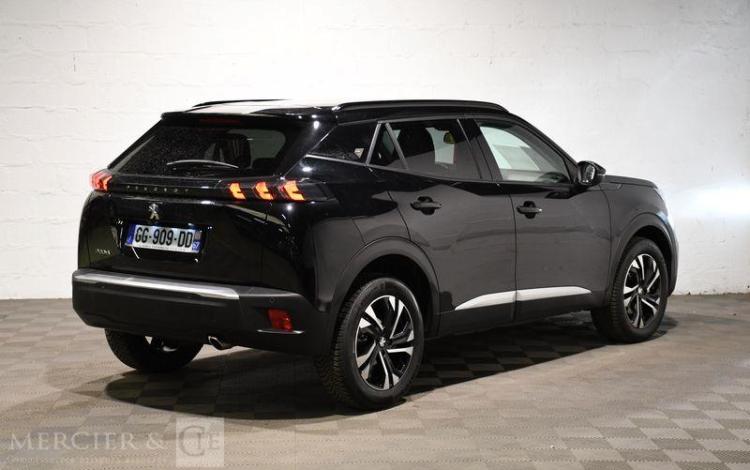 PEUGEOT 2008 ROADTRIP BLUEHDI130 NOIR GG-909-DD