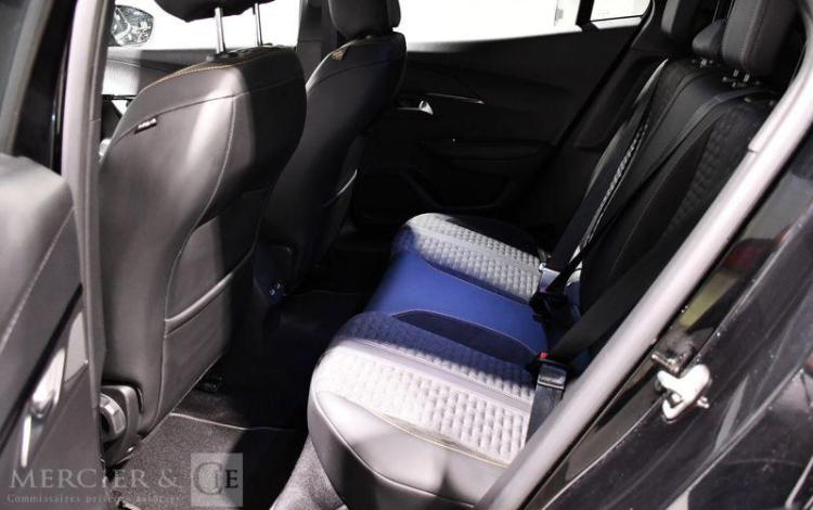 PEUGEOT 2008 ROADTRIP BLUEHDI130 NOIR GG-909-DD