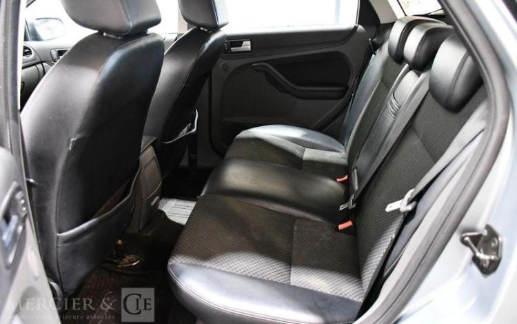 FORD FOCUS 2,0 TDCI 135 CH TITANIUM GRIS GG-961-FA