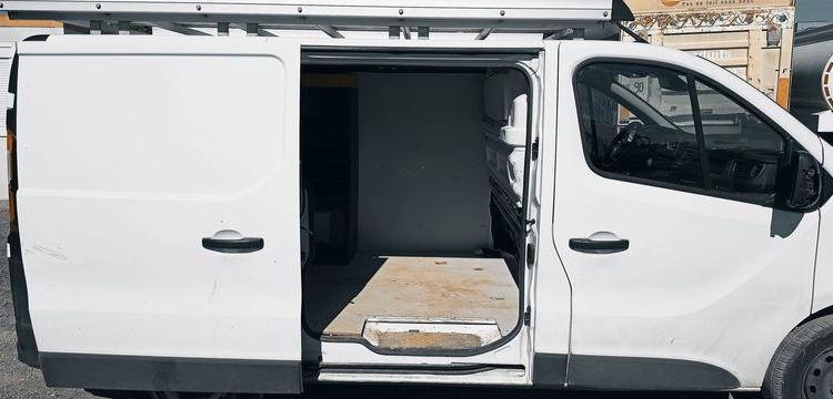 RENAULT TRAFIC 2.0 BLUEDCI 110 28 L1H1 CONFORT BLANC GH-127-RK