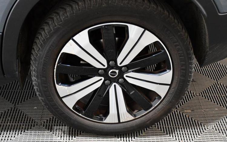 VOLVO XC40 FL T5 ULT 2M GRIS GH-498-KZ