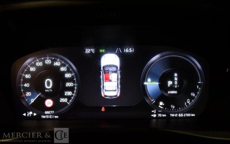VOLVO XC40 FL T5 ULT 2M GRIS GH-498-KZ