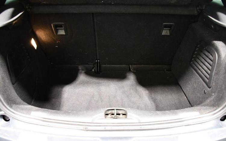 CITROEN DS3 1,6 HDI 90 SO CHIC GRIS GH-566-ZA