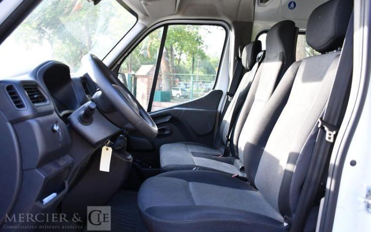 RENAULT MASTER CAB F3300 L2H2 BLUE DCI BLANC GH-726-JG