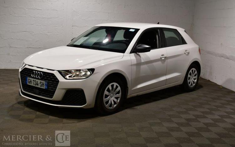 AUDI A1 SPORTBACK 25 TFSI 95 BLANC GH-734-SH