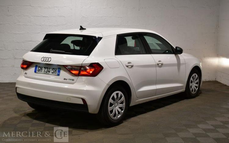 AUDI A1 SPORTBACK 25 TFSI 95 BLANC GH-734-SH