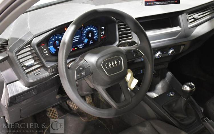 AUDI A1 SPORTBACK 25 TFSI 95 BLANC GH-734-SH