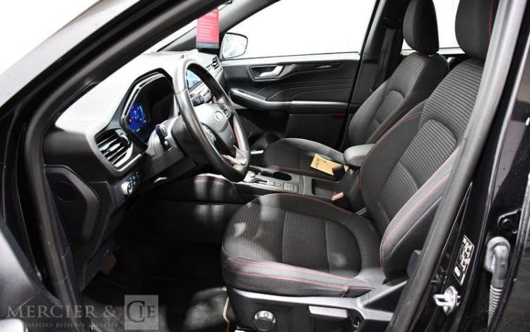 FORD KUGA 3 2.5 Hybrid NOIR GH-863-RT