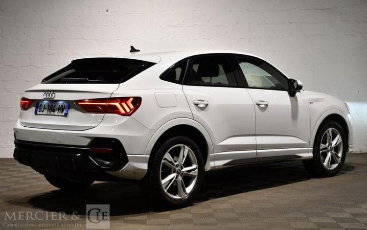 AUDI Q3 SB 35 2,0 TDI 150CH S-TRONIC 7 BLANC GJ-184-HW
