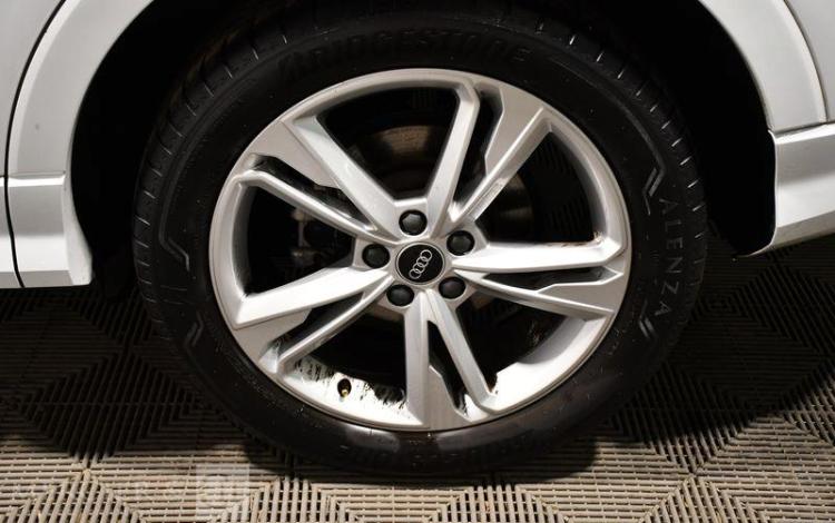 AUDI Q3 SB 35 2,0 TDI 150CH S-TRONIC 7 BLANC GJ-184-HW