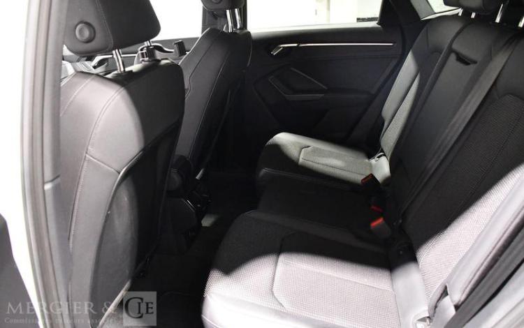 AUDI Q3 SB 35 2,0 TDI 150CH S-TRONIC 7 BLANC GJ-184-HW
