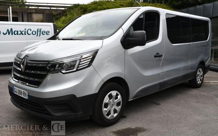 RENAULT TRAFIC ZEN L2 BLUE DCI 150 S&S 8PL GRIS GJ-288-RH