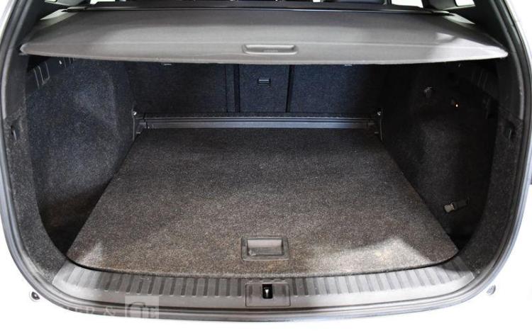 SKODA ENYAQ IV 82KWH BLANC GJ-355-QS