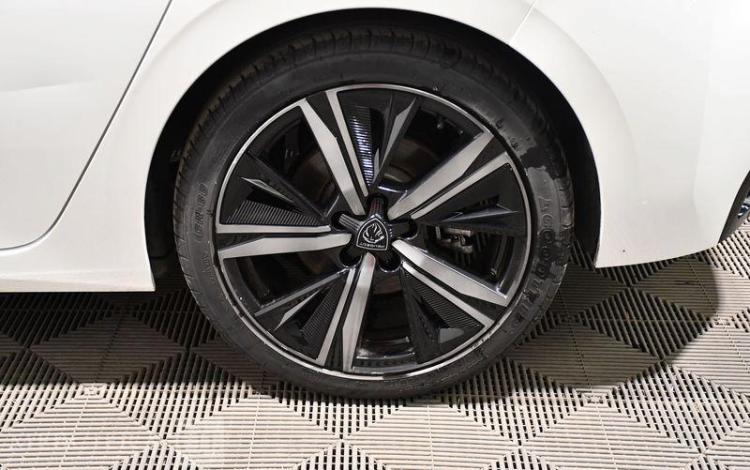 PEUGEOT 308 GT PACK BLANC GJ-506-SK