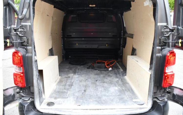 PEUGEOT EXPERT E-ASPHALT STD 136CH GRIS GJ-909-JL
