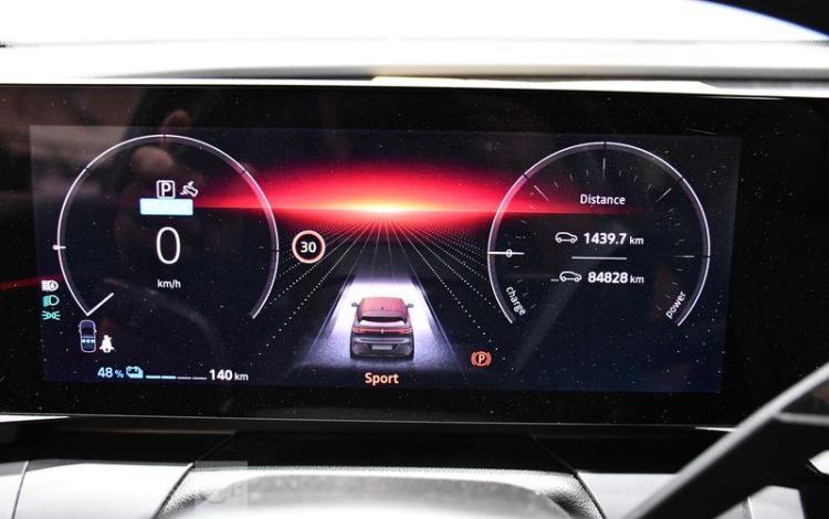 RENAULT MEGANE E-TECH TECHNO EV60 220CH OPTIMUM ROUGE GK-156-KB