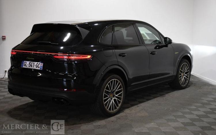 PORSCHE CAYENNE COUPE 3.0 E-HYBRID 462ch PLATINUM EDITION NOIR GL-541-GC