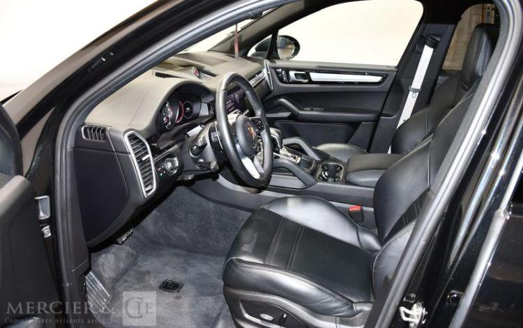 PORSCHE CAYENNE COUPE 3.0 E-HYBRID 462ch PLATINUM EDITION NOIR GL-541-GC