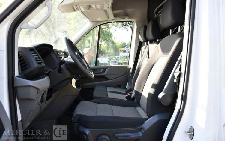 VOLKSWAGEN CRAFTER VAN 35 L3H3 11M3 BLANC GL-774-KY