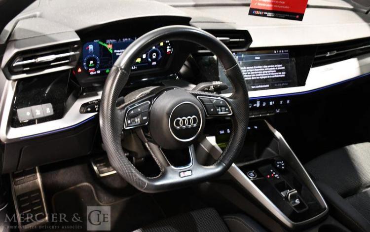AUDI A3 40 TFSI 1,4 NOIR GM-121-ZS