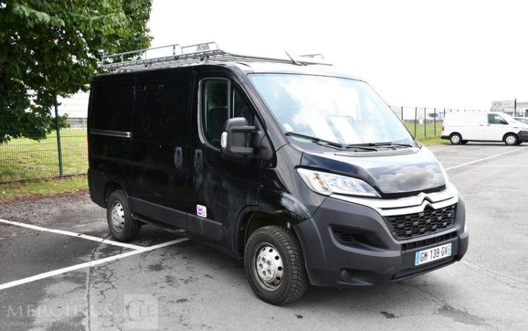 CITROEN JUMPER 30 L1H1 BLUEDI120 NOIR GM-139-GV