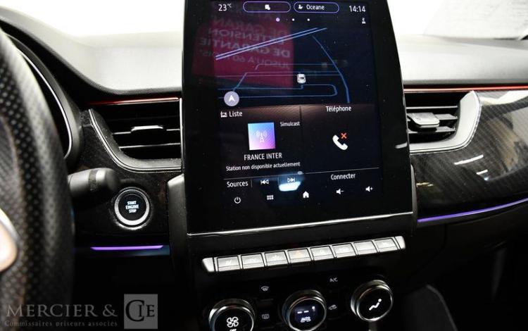 RENAULT ARKANA RS LINE FAST TRACK E-TECH NOIR GM-176-ZH