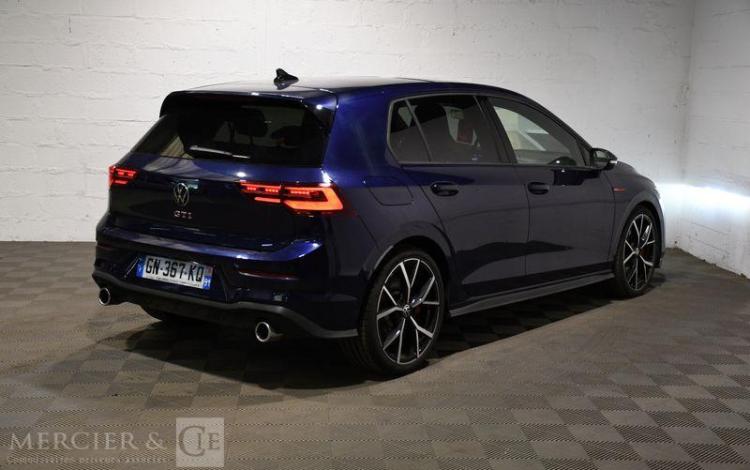 VOLKSWAGEN GOLF VIOLET GN-367-KQ