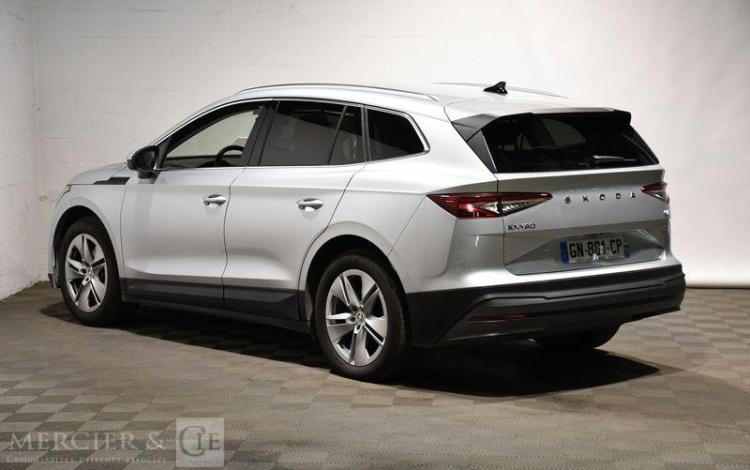 SKODA ENYAQ IV 204ch 82 kWh LOFT GRIS GN-881-CP