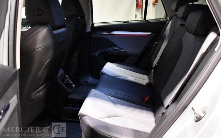 SKODA ENYAQ IV 204ch 82 kWh LOFT GRIS GN-881-CP