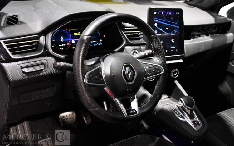 RENAULT CAPTUR E-TECH FULL HYBRID 145ch ENGINEERED GRIS GP-701-XL